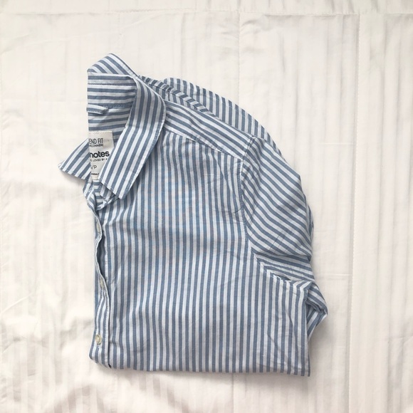 SOLD Bluenotes White/Blue Striped Button up Top - Picture 4 of 4